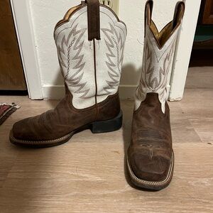 Shyanne Brown and Cream Heeled Western Boots